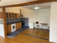 Kiadó téglalakás, albérlet