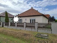 Eladó családi ház, Szirmabesenyőn, Bacsó Béla utcában