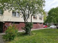 Eladó panellakás, Győrött 39.9 M Ft, 1 szobás