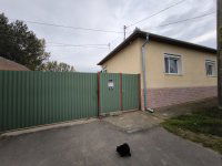 Eladó családi ház