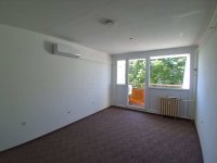 Eladó panellakás, Kaposváron 41.9 M Ft, 2+1 szobás