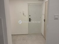 Eladó panellakás, Pécsett 49.6 M Ft, 1+1 szobás