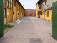 Eladó ipari ingatlan, Budapesten, X. kerületben, Gyömrői úton