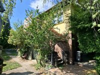 Eladó családi ház, Balatonkenesén 82 M Ft, 7 szobás