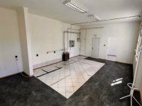 Eladó üzlethelyiség, X. kerületben, Üllői úton 41.5 M Ft