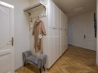 Eladó téglalakás, XIV. kerületben 180 M Ft, 4 szobás