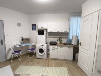 Eladó téglalakás, VIII. kerületben, Koszorú utcában 19.9 M Ft