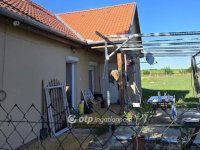 Eladó családi ház, Szaván 37.9 M Ft, 4 szobás