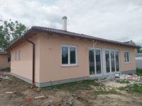 Eladó családi ház, Székesfehérvárott 77.5 M Ft, 4 szobás