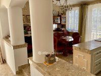 Eladó családi ház, Pencen 119.9 M Ft, 4+2 szobás