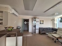 Eladó családi ház, Szadán 265 M Ft, 6 szobás