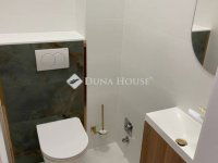 Eladó téglalakás, VII. kerületben 110.9 M Ft, 2 szobás