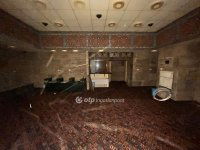 Eladó üzlethelyiség