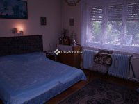 Eladó családi ház, Vecsésen 87 M Ft, 7 szobás