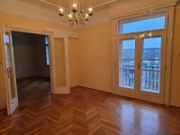 Kiadó téglalakás, albérlet