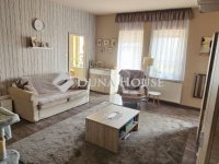 Eladó téglalakás, Hódmezővásárhelyen, Vöröskereszt utcában