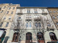 Eladó téglalakás, V. kerületben 295 M Ft, 4+1 szobás