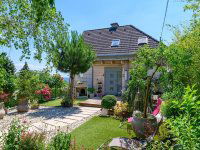 Eladó családi ház