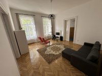 Eladó téglalakás, VI. kerületben 134.9 M Ft, 4 szobás