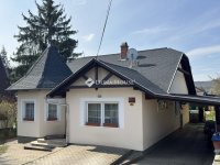 Eladó családi ház, Esztergomban 98 M Ft, 4 szobás