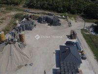 Eladó ipari ingatlan, Óbarokon 780 M Ft / költözzbe.hu