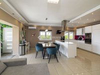 Eladó ikerház, Érden 165 M Ft, 4 szobás / költözzbe.hu