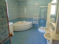 Eladó családi ház, Budaörsön 375 M Ft, 9 szobás