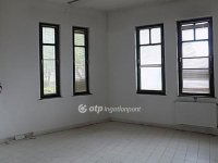 Eladó ipari ingatlan