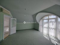 Eladó családi ház, XVIII. kerületben 209 M Ft, 5 szobás