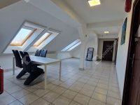 Eladó hotel, Komáromban 782 M Ft, 28 szobás