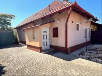Eladó családi ház, Kápolnásnyéken, Deák Ferenc utcában