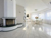 Eladó családi ház, XIV. kerületben 469.9 M Ft, 5 szobás