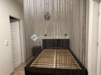 Eladó téglalakás, VI. kerületben 198.882 M Ft, 5 szobás