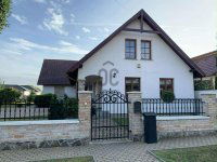 Eladó családi ház