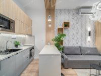 Eladó téglalakás, VII. kerületben 109.9 M Ft, 3 szobás