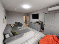 Eladó panellakás, Szegeden 59.9 M Ft, 3 szobás