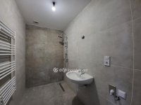 Eladó téglalakás, Szántódon 64.9 M Ft, 3 szobás