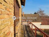 Eladó családi ház, Tápiószecsőn 59.9 M Ft, 5 szobás