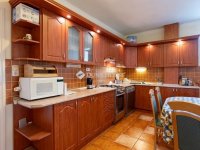 Eladó családi ház, Pécsett 169.9 M Ft, 5+2 szobás