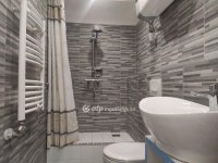 Eladó téglalakás, Pécsett 92 M Ft, 4 szobás