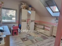 Eladó téglalakás, Ürömön 124.9 M Ft, 5 szobás