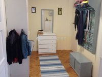 Eladó téglalakás, Pécsett 75 M Ft, 4 szobás