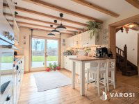 Eladó családi ház, Békéscsabán 115 M Ft, 4 szobás