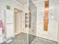 Eladó családi ház, Gyálon 299 M Ft, 7 szobás