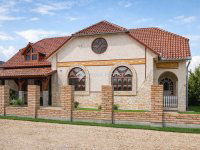 Eladó családi ház