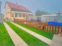 Eladó ikerház, Kistarcsán 99 M Ft, 5 szobás