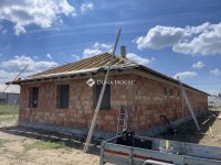 Eladó ikerház, Inárcson 89 M Ft, 4 szobás / költözzbe.hu