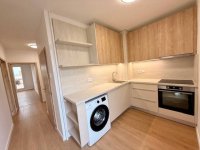 Eladó téglalakás, Pécsett 56.9 M Ft, 3 szobás