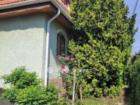 Eladó családi ház, Szentendrén 144.9 M Ft, 6+1 szobás