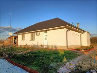 Eladó családi ház, Mikepércsen 129 M Ft, 3+1 szobás